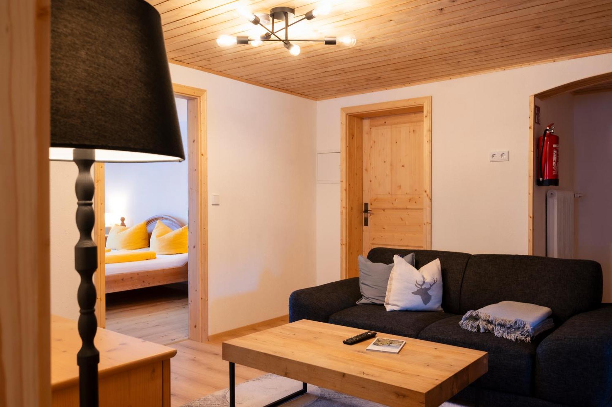 Haus Barbara Lejlighed Wald am Arlberg Eksteriør billede